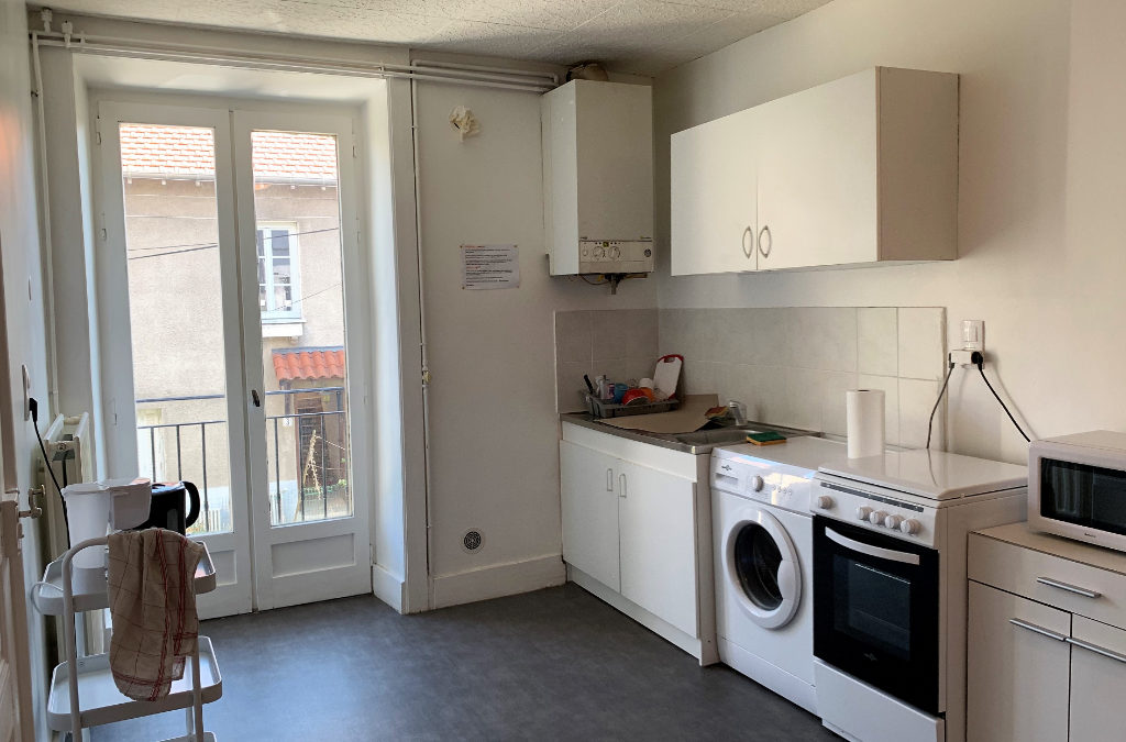MONTBRISON – Appartement T2 – 53.80 m2 meublé