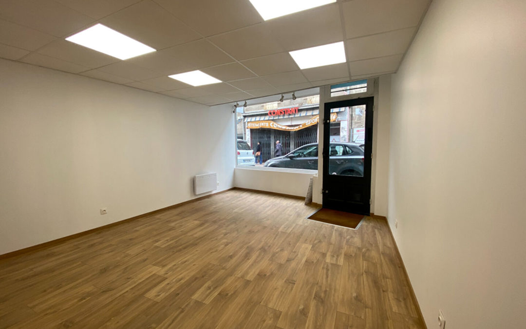 MONTBRISON Centre – Local commercial ou de bureau 45.22 m²