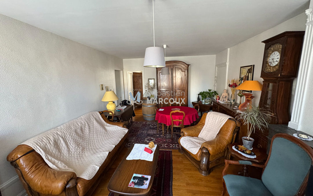 MONTBRISON – Appartement T3 – 81.61M²  habitables – 1er étage (ref 813)