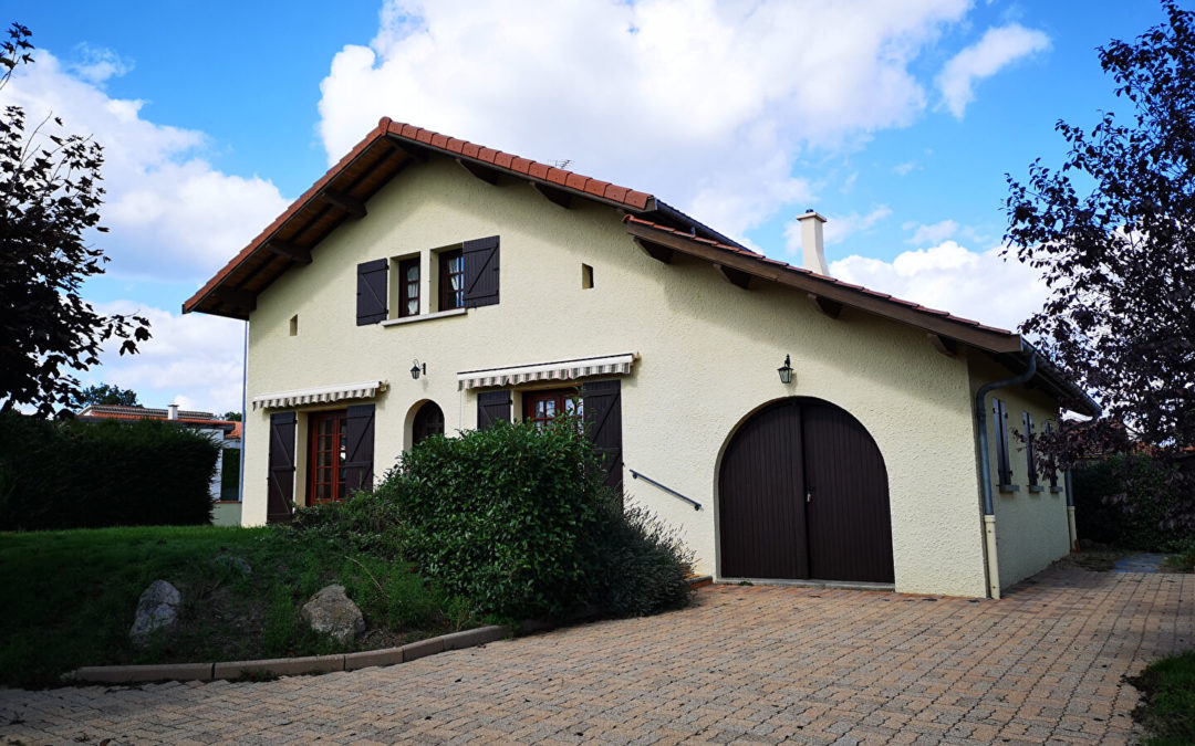CHAMPDIEU – Maison F3 – 100 m² – Terrain 1 111 m²