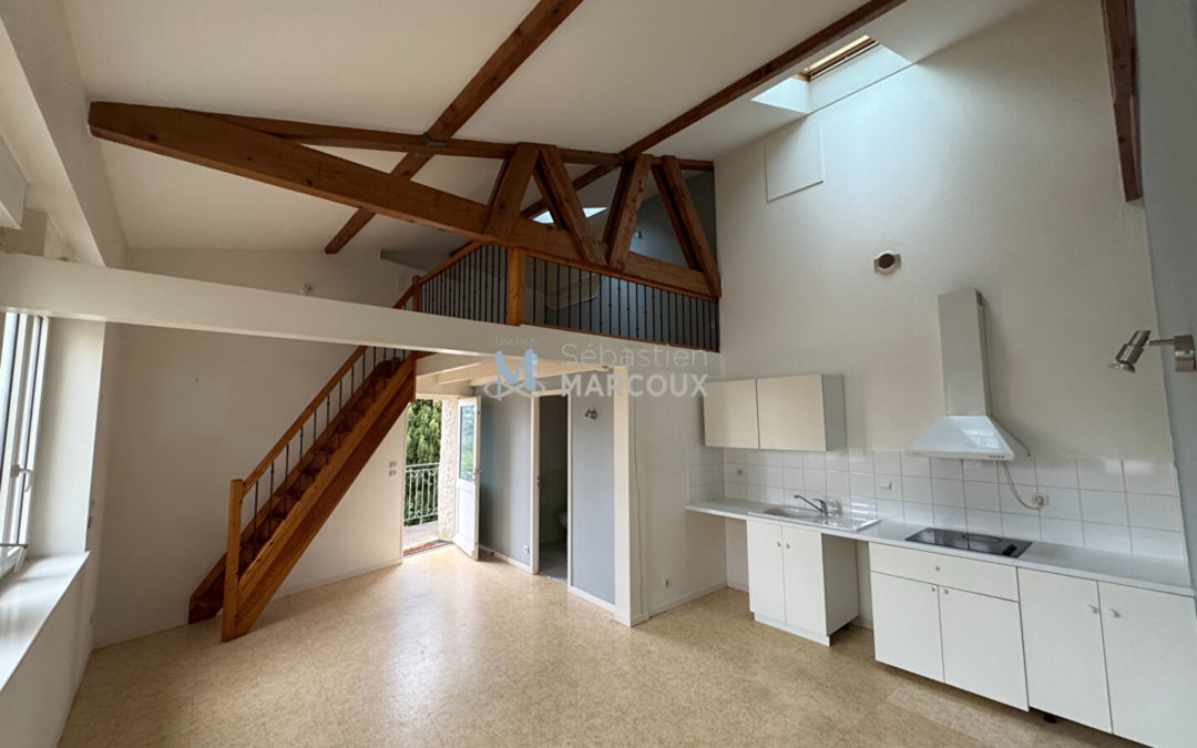 MOINGT – Appartement T2 – 45 m² habitables – 1er étage