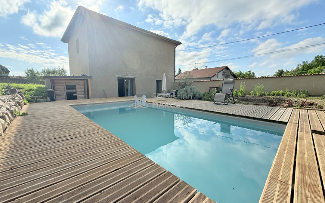 CHAMPDIEU  Maison de 92 m² hab