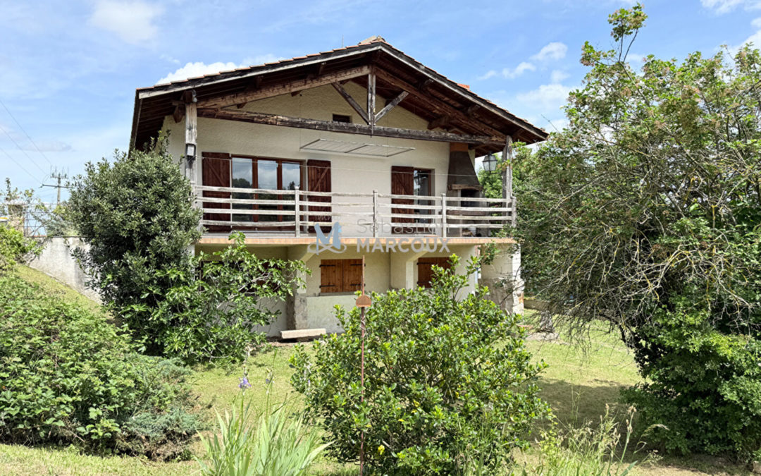 Charmante villa des années 1990 sur sous sol