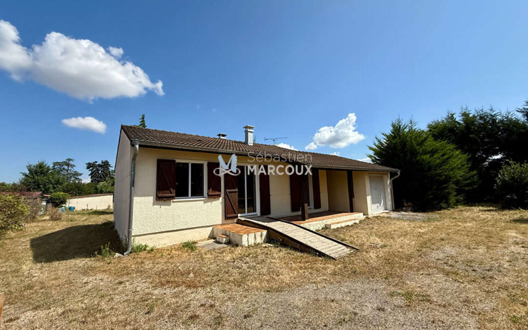 SAVIGNEUX – Maison de plain-pied à rénover – 75 m² -Terrain d’environ 450 m²